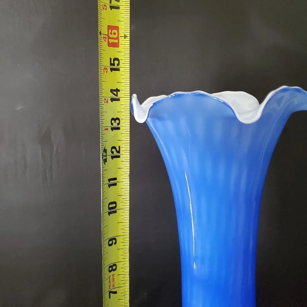 Vintage Lavorazione Arte Italian Murano Blue Blown Ruffled Top Vase